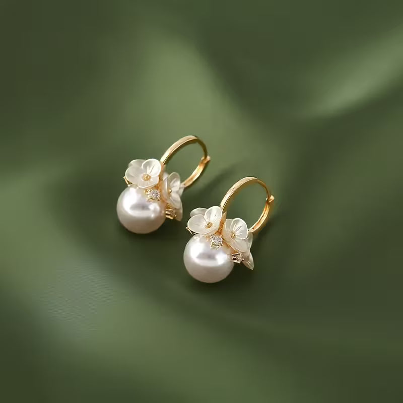 1 Elegant Japanese and Korean Style Earrings with Delicate Golden Flowers - Delicate Girl Gift, Fashionable Jewelry, Elegant Accessories | Japanese Earrings