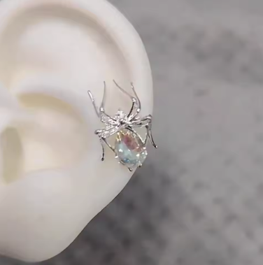 1pc Exquisite Sweet Cool Spider Earrings For Women New Style Personality Fashion Ear Bone Studs Niche Ear Jewelry