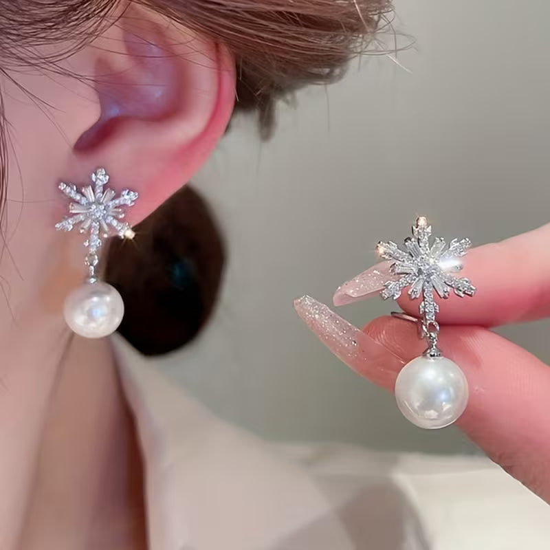 1pair Exquisite Shiny Snowflake Earrings, with Imitation Faux Pearl Pendant, Ideal Choice for Gifts, for Teenager