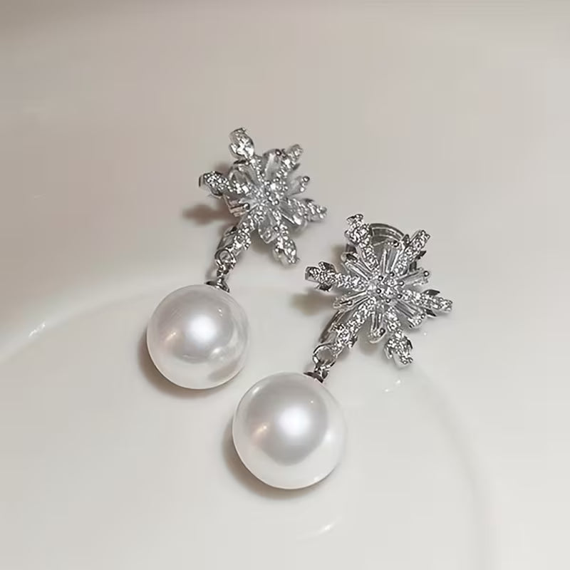 1pair Exquisite Shiny Snowflake Earrings, with Imitation Faux Pearl Pendant, Ideal Choice for Gifts, for Teenager