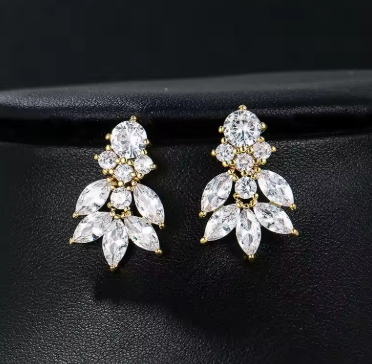 Huitan Temperament Women's Stud Earrings for Party Brilliant Cubic Zircon Modern Fashion Female Earrings Fancy Anniversary Gift
